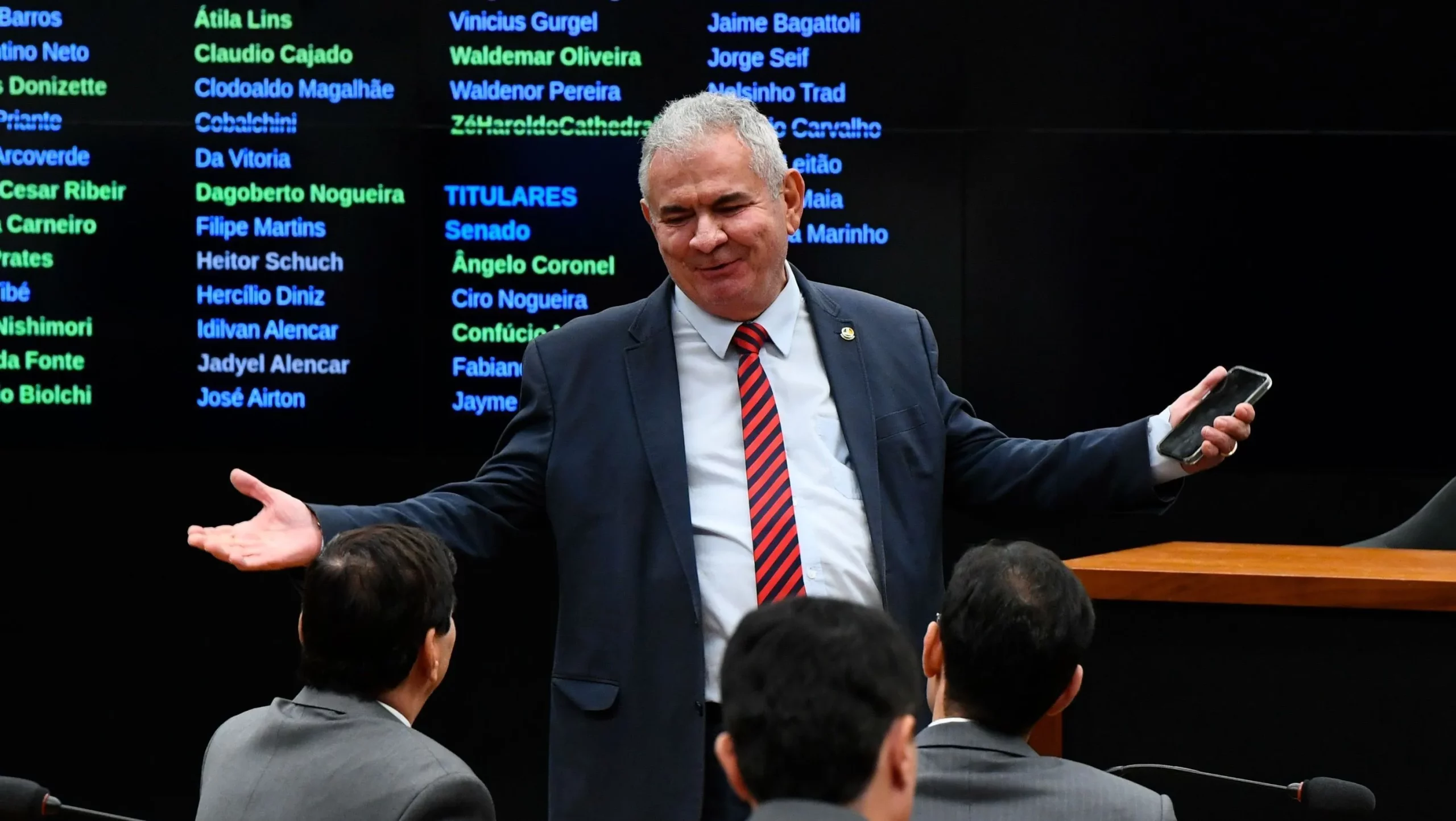 Fim das eleições: Congresso retoma trabalho após semanas esvaziado