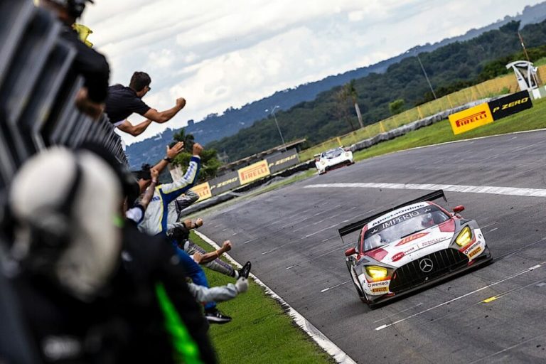 Rafael Suzuki é campeão da GT3 no Endurance Brasil 2024