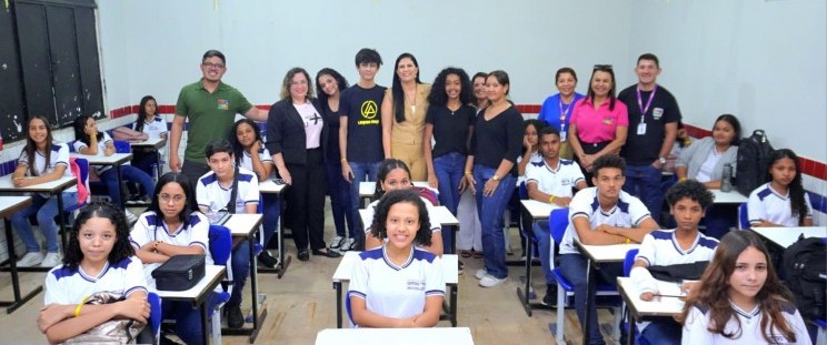 Secretária de Educação do Maranhão, Jandira Dias, visita Balsas para acompanhar início do ano letivo de 2025