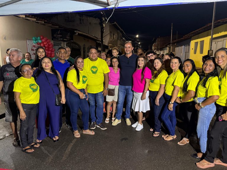 Júlio Filho leva carinho e homenagens às mães de São José de Ribamar