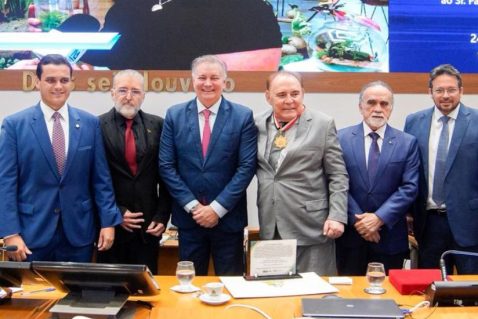 Alema homenageia Paulo Braid e Plinio Túzzolo com Medalha Manuel Beckman e Título de Cidadão Maranhense Alema homenageia Paulo Braid e Plinio Túzzolo com Medalha Manuel Beckman e Título de Cidadão Maranhense